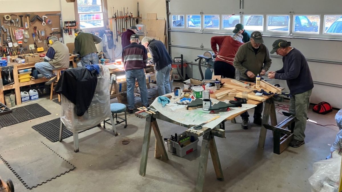 congo craftsmen working on projects.