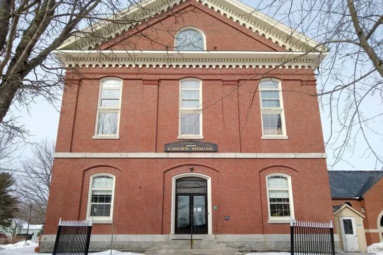 exterior of the Washington County Superior Court.