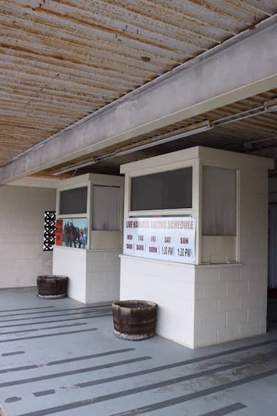 Scarborough Downs visitor entrance