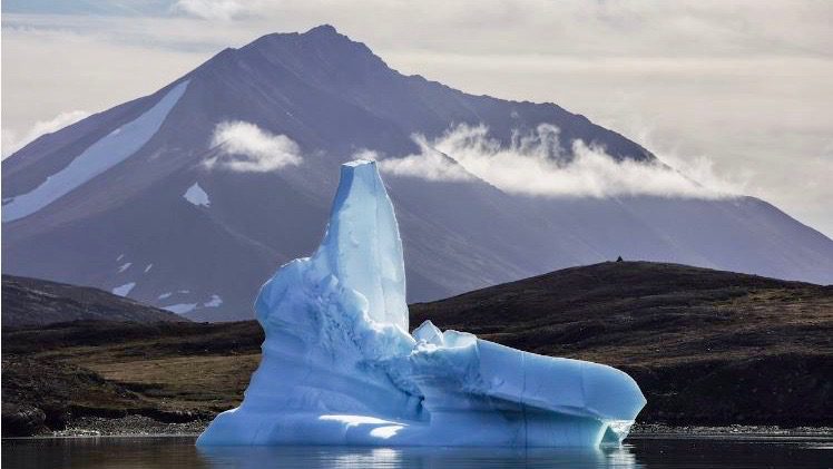 a glacier of ice