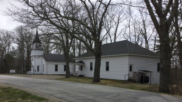 Exterior of the North Nobleboro Community Center