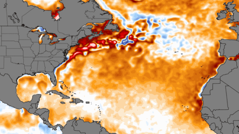 Multi-color map showing the difference in sea surface temperatures on Nov. 6, 2022 compared to a 1970-2000 baseline.