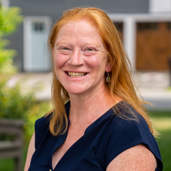 headshot of Holly Eaton.