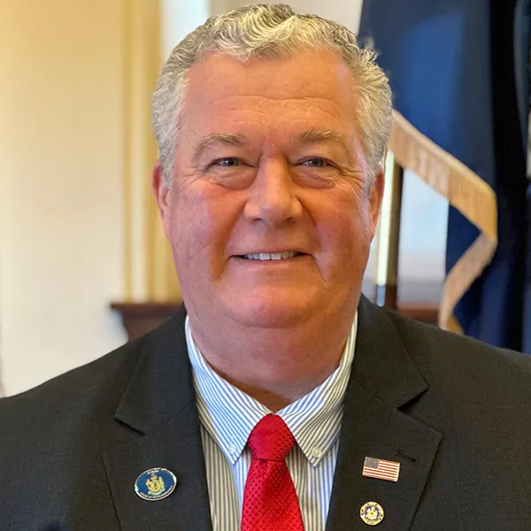 headshot of James Thorne. 