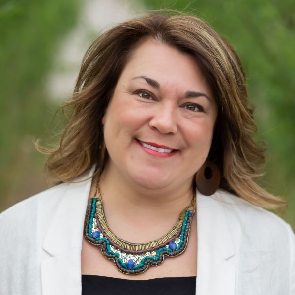 headshot of Kristin Cloutier.