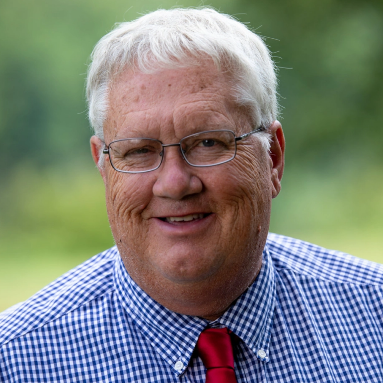 headshot of Jeffrey Timberlake.