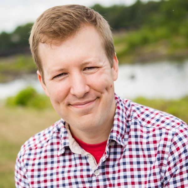 headshot of Michael Tipping.