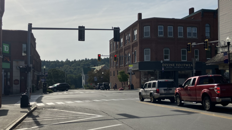 A view of an intersection in Downtown Farmington.