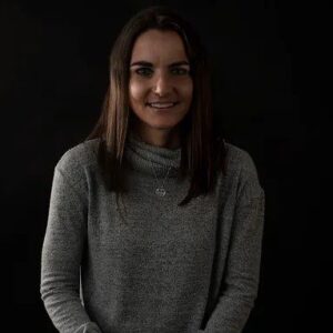 headshot of reporter Kristi Eaton