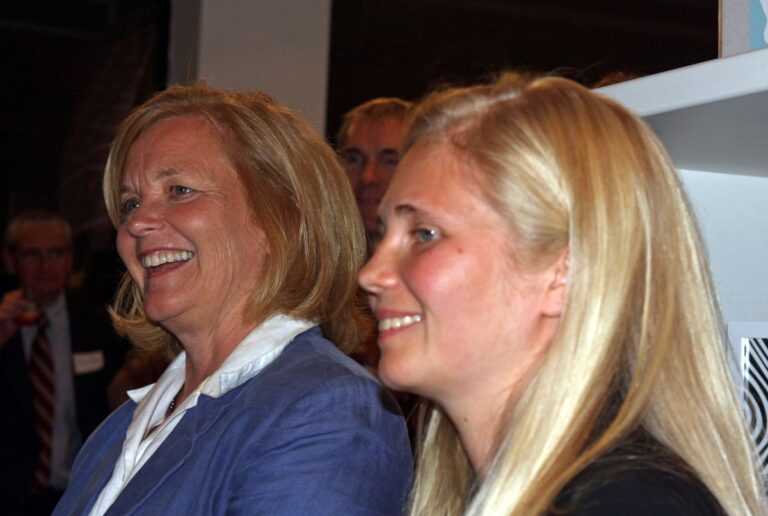 an old photo of chellie and hannah pingree.