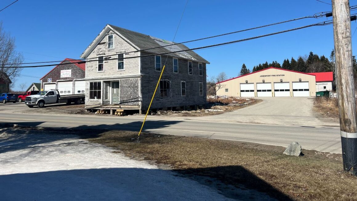 the historic building in jonesport