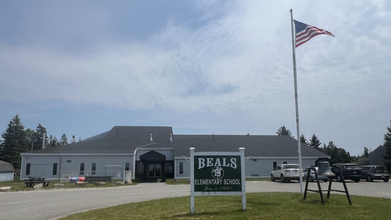 exterior of Beals Elementary School.