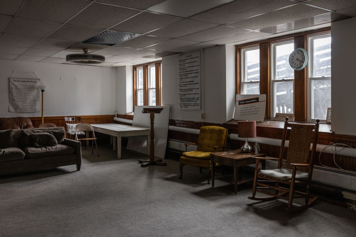 desks and chairs in the recovery center