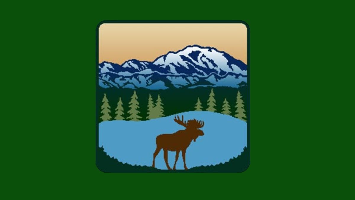 town of jackman logo featuring a moose, lake and mountain.