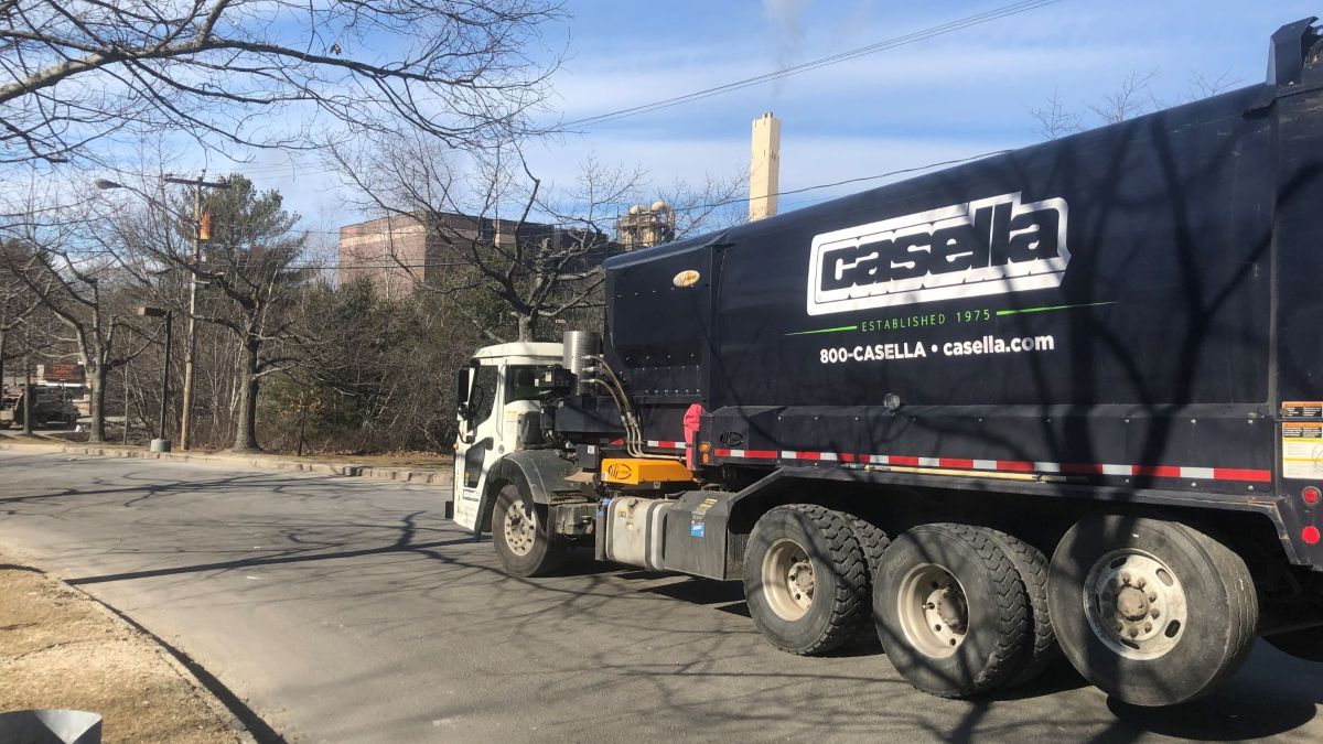 garbage collection truck